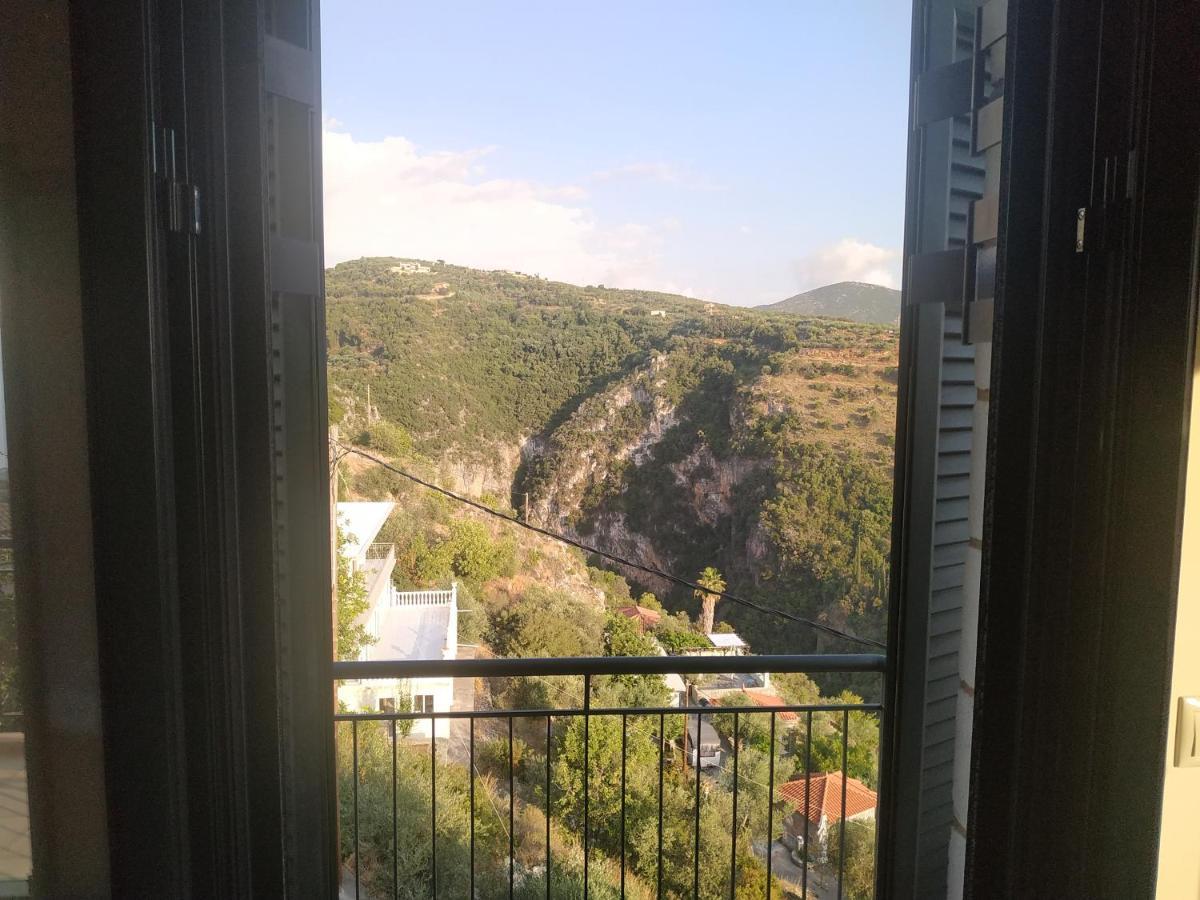 Papadeas Villas Megali Mantineia Bagian luar foto
