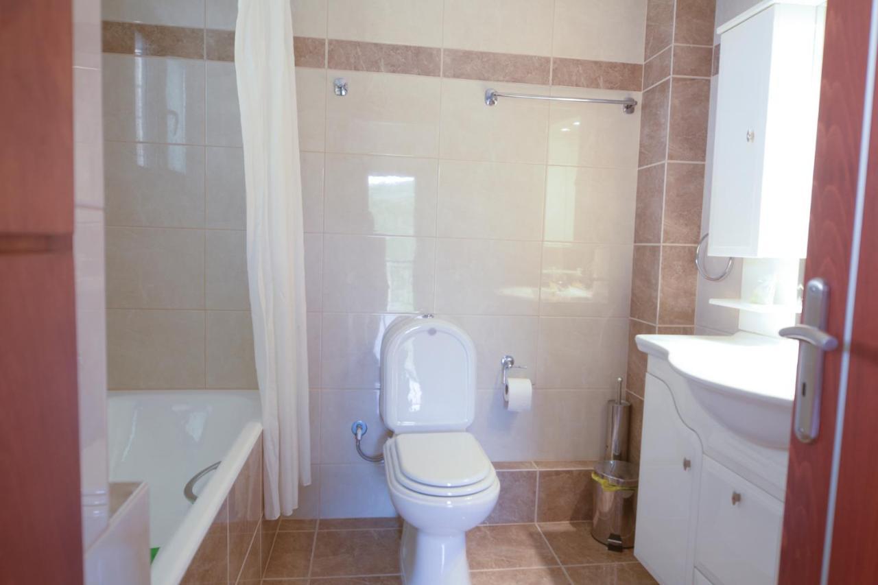 Papadeas Villas Megali Mantineia Bagian luar foto