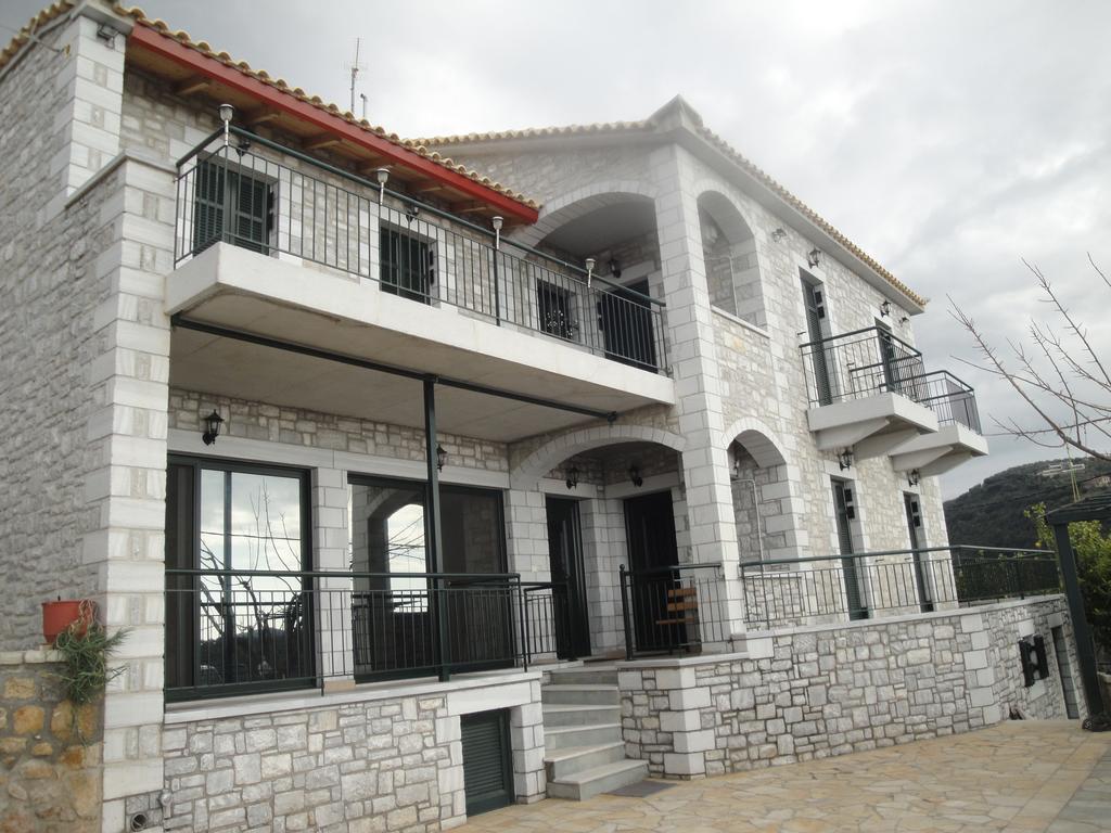Papadeas Villas Megali Mantineia Bagian luar foto